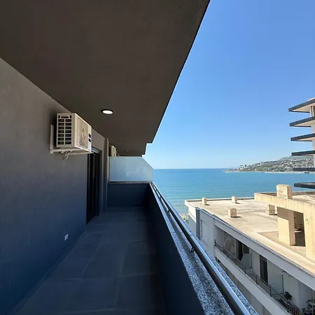 Seafront Mediterran Appartement